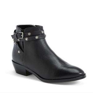 Halogen black leather booties 7.5